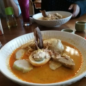 Lontong Cap Gomek Botanika Resto